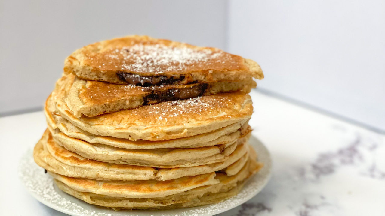 Pancake Proteici con Cuore al Cioccolato - Ricette fit di FFL